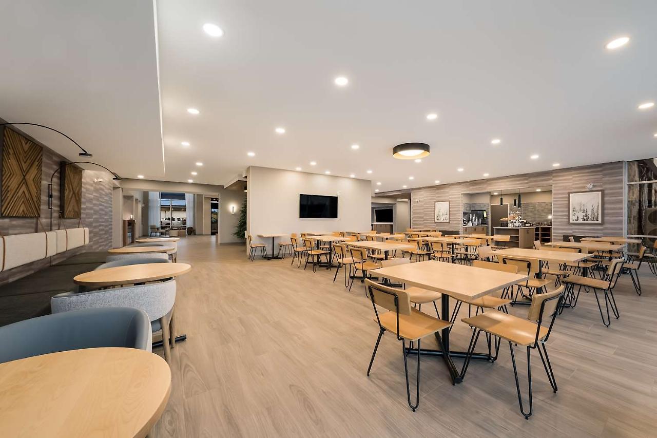 Best Western Plus Parry Sound Exterior photo